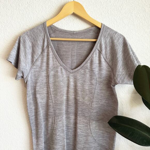 Lululemon Swiftly Tech Short Sleeve V-Neck Tee Shirt Size 10 Gray Athleisure Gym - Picture 2 of 7